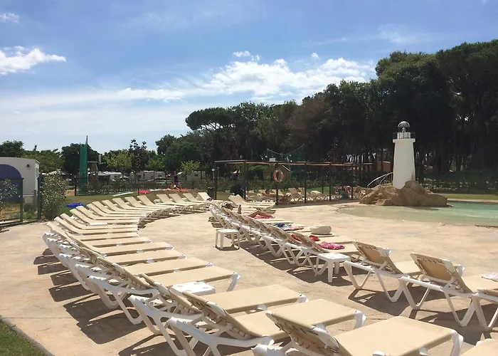 Campingplads El Delfin - 4*